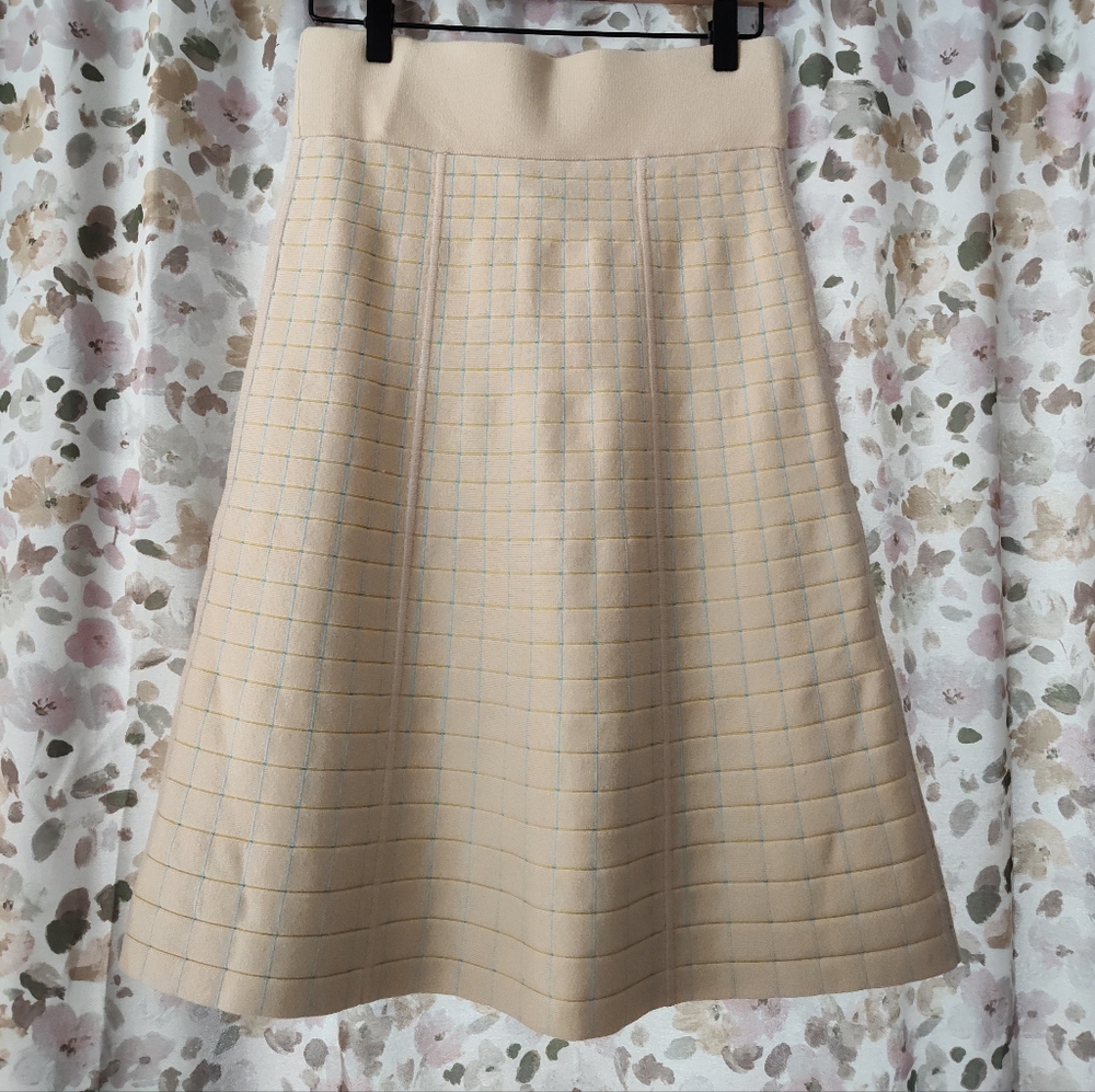 Yellow Pull On Sweater Skirt Sz S Flared A-Line Stretchy Knit Windowpane Plaid - Picture 4 of 7